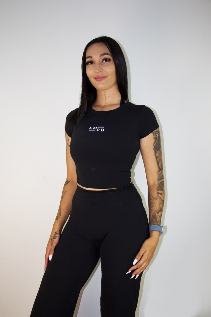 Everyday Crop Tee- Black